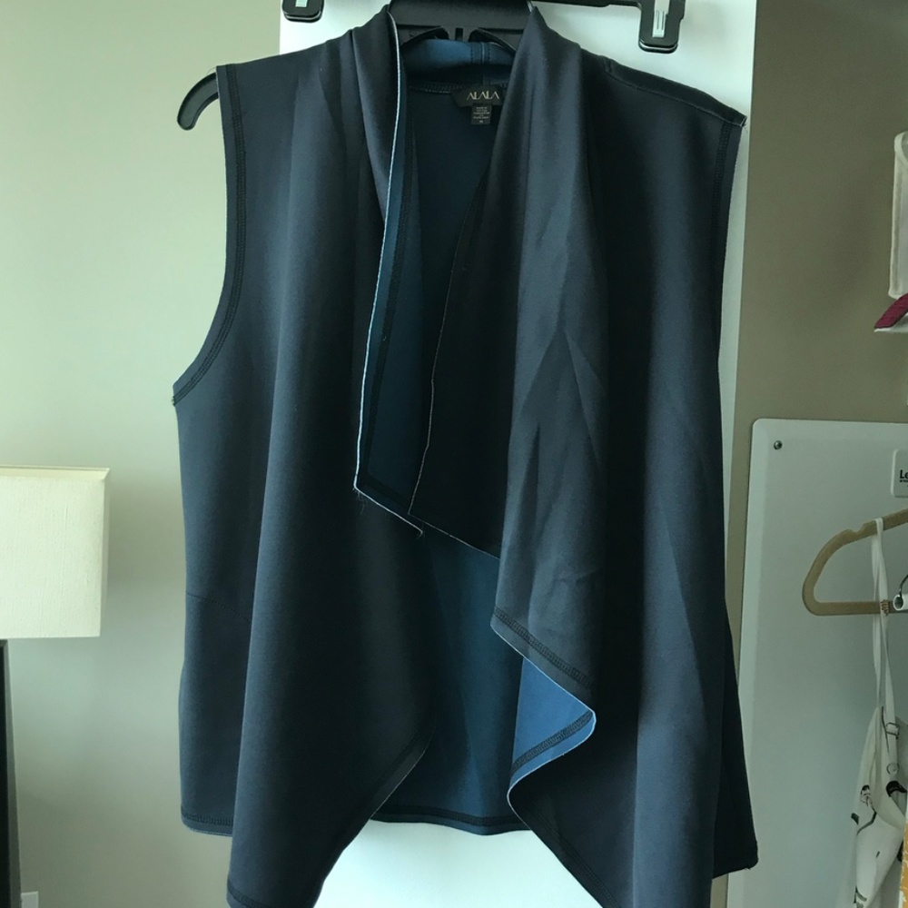 ALALA athletic vest - two tones